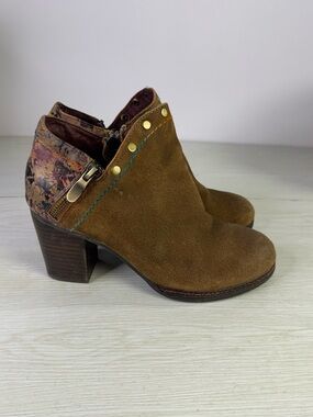 L'Artiste by Spring Step Women's Sabina Bootie size 36